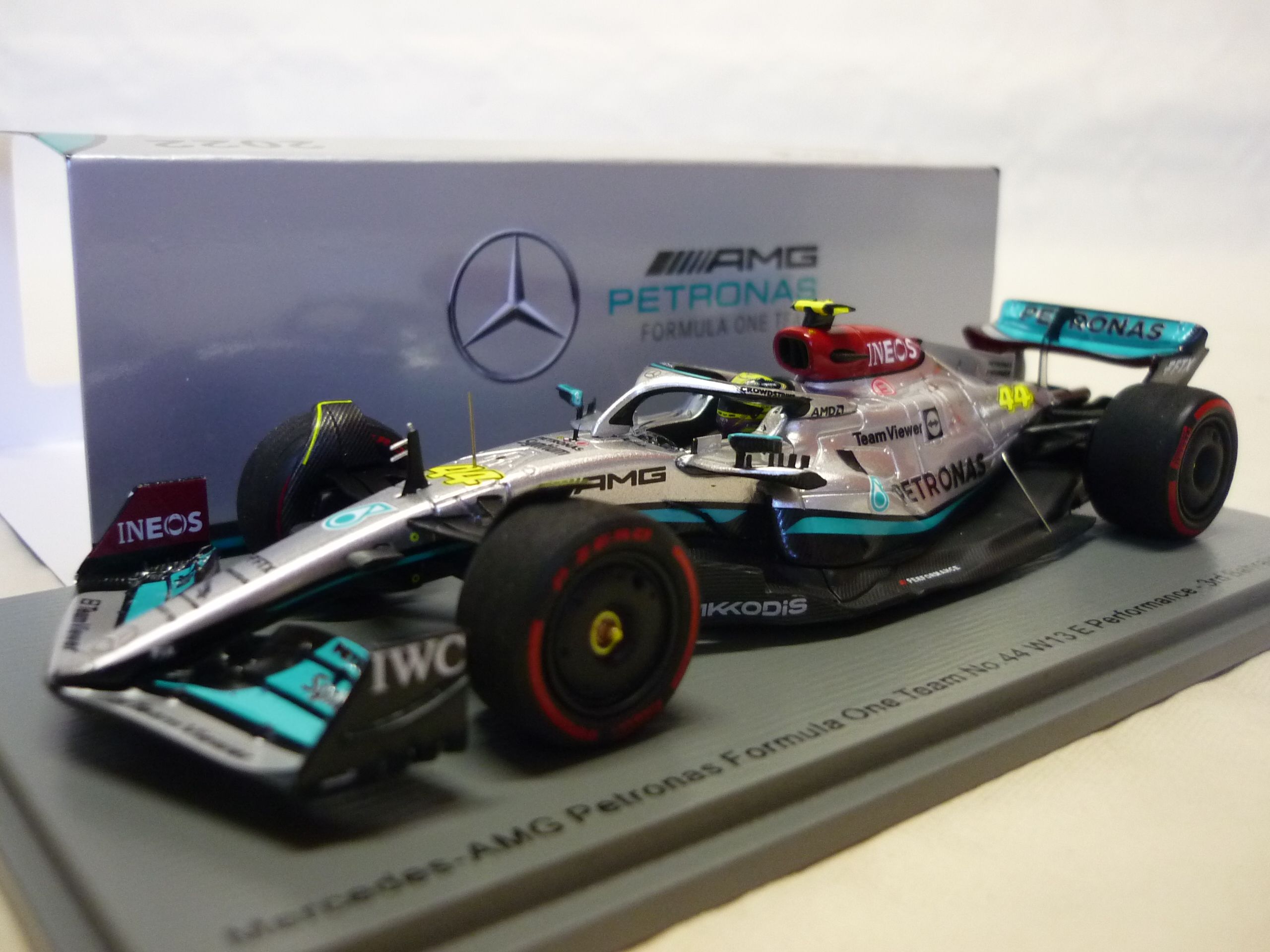 Mercedes/AMG F1 W13 E Performance – N°44 Hamilton 3ème GP Bahrein 2022 –  1/43° Spark | Les Miniatures