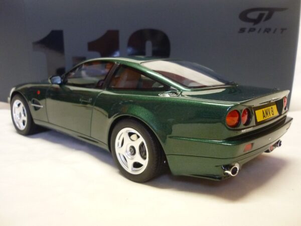 Aston Martin V8 Vantage - Voiture miniature de collection - GT SPIRIT