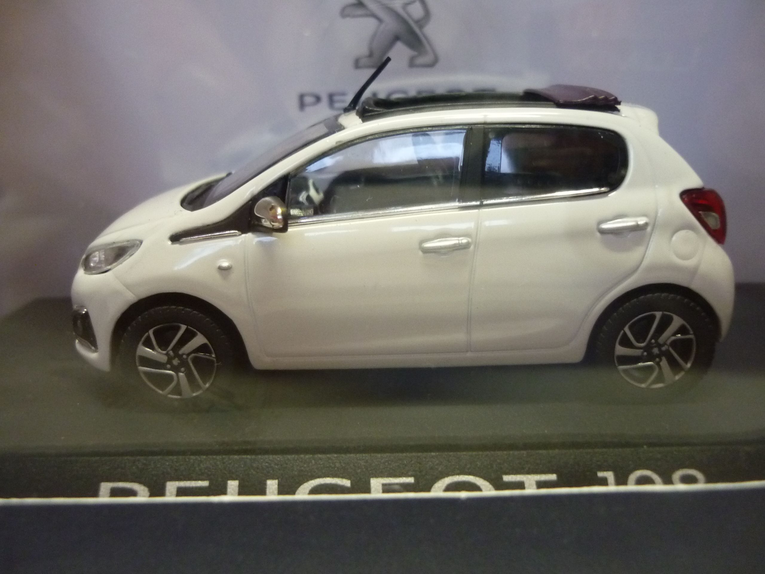 ◇NOREV 1/43 PEUGEOT 108 プジョー 108◇-